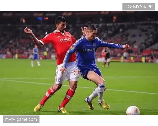 本菲卡攻防兼备稳居榜首，状态回升引关注