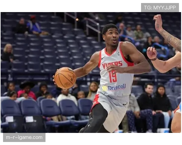 伊尼亚基进攻端价值持续提升，本赛季表现稳健